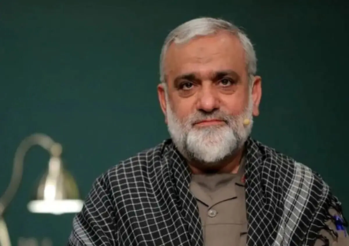 سردار نقدی: کشورهای هسته‌ای هم به سادگی مورد حمله واقع می‌شوند؛ مانند جنگ ویتنام با آمریکا/ نتانیاهو تا حالا بیش از ۸ بمب هسته ای برای انقلاب کار کرده