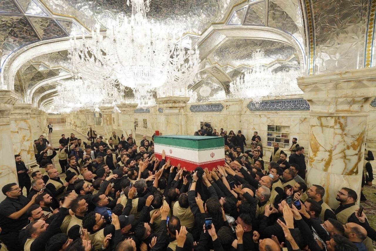 این شخصیت مهم عراقی در تشییع رهبر شهید ادای احترام کرد +تصویر این شخصیت مهم عراقی در تشییع رهبر شهید ادای احترام کرد +تصویر